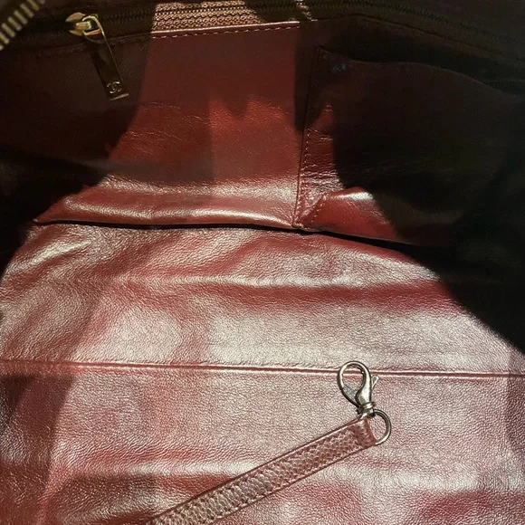 Vintage Chanel bowler bag EUC like new - Picture 3 of 11